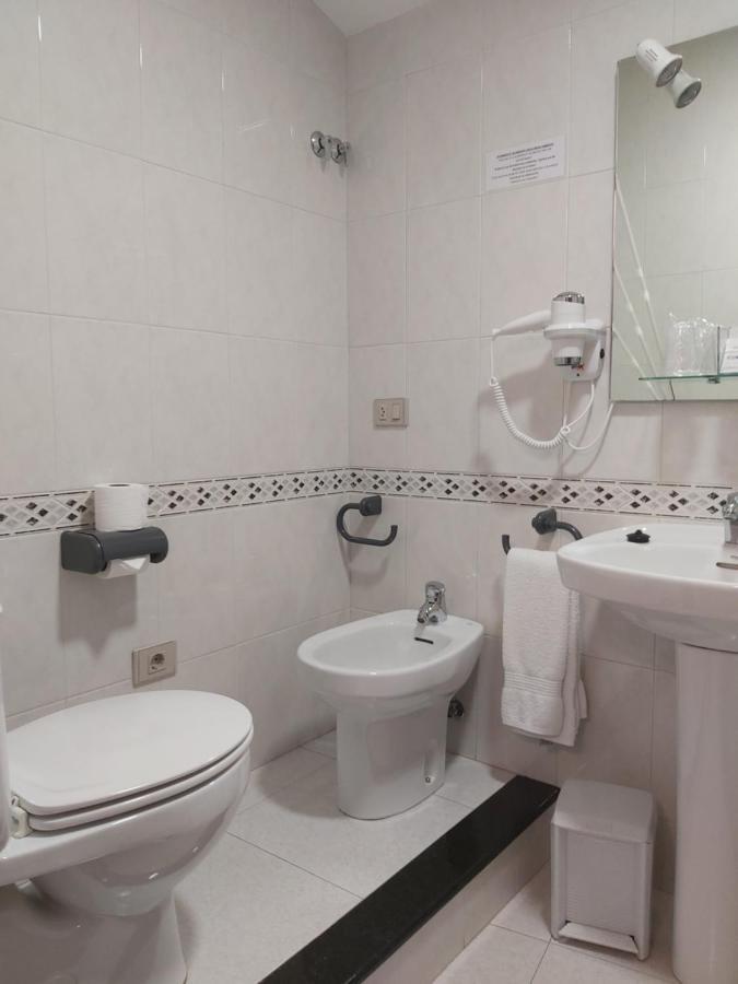 Hostal O Forno Porto do Barqueiro Стая снимка