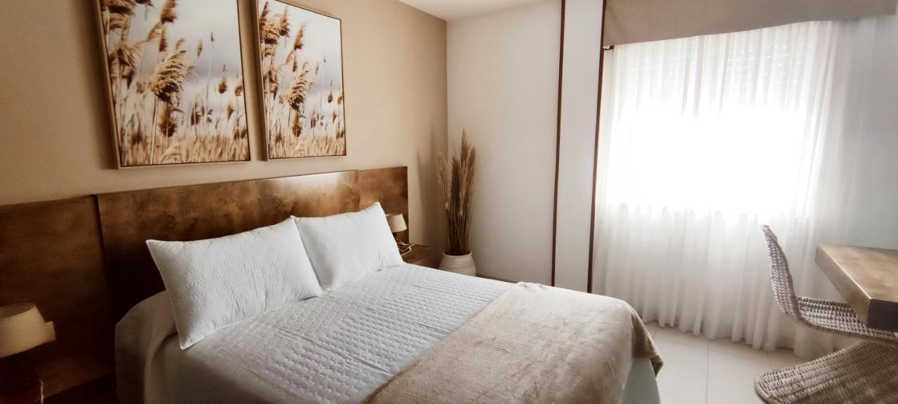 Hostal O Forno Porto do Barqueiro Екстериор снимка